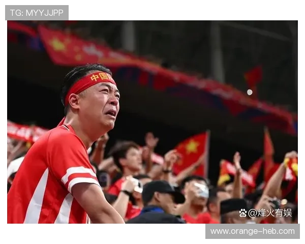 中国男足逆转取胜展现团队精神年轻球员闪耀绿茵再燃球迷热情